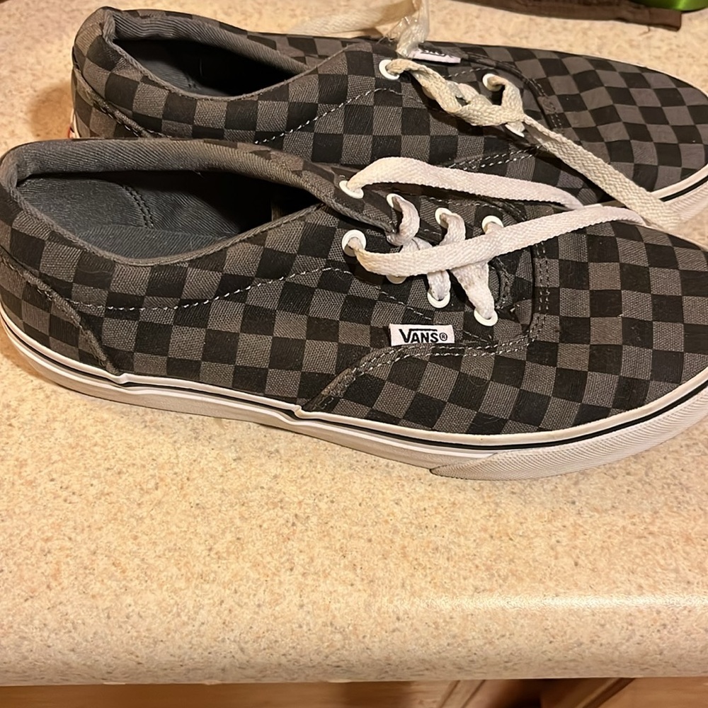 Gray and black vans size 5 youth - Picture 2 of 4